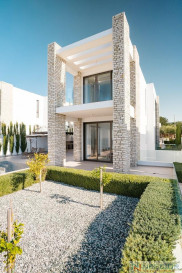 House Sale Peyia, Cypr